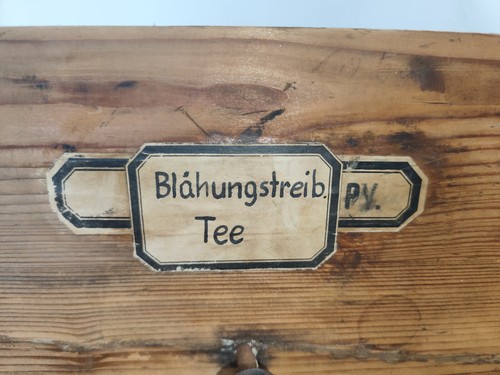 Vintage holz blähungstreib - vintage,